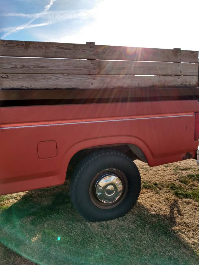 Ford-f250-1986-red-7