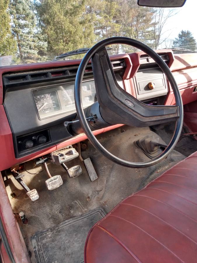 Ford-f250-1986-red-9