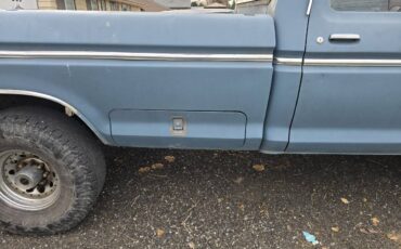 Ford-f250-4x4-1979-blue-1