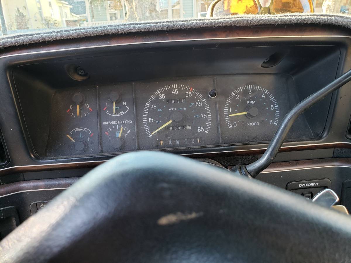 Ford-f250-4x4-lariat-1990-grey-3