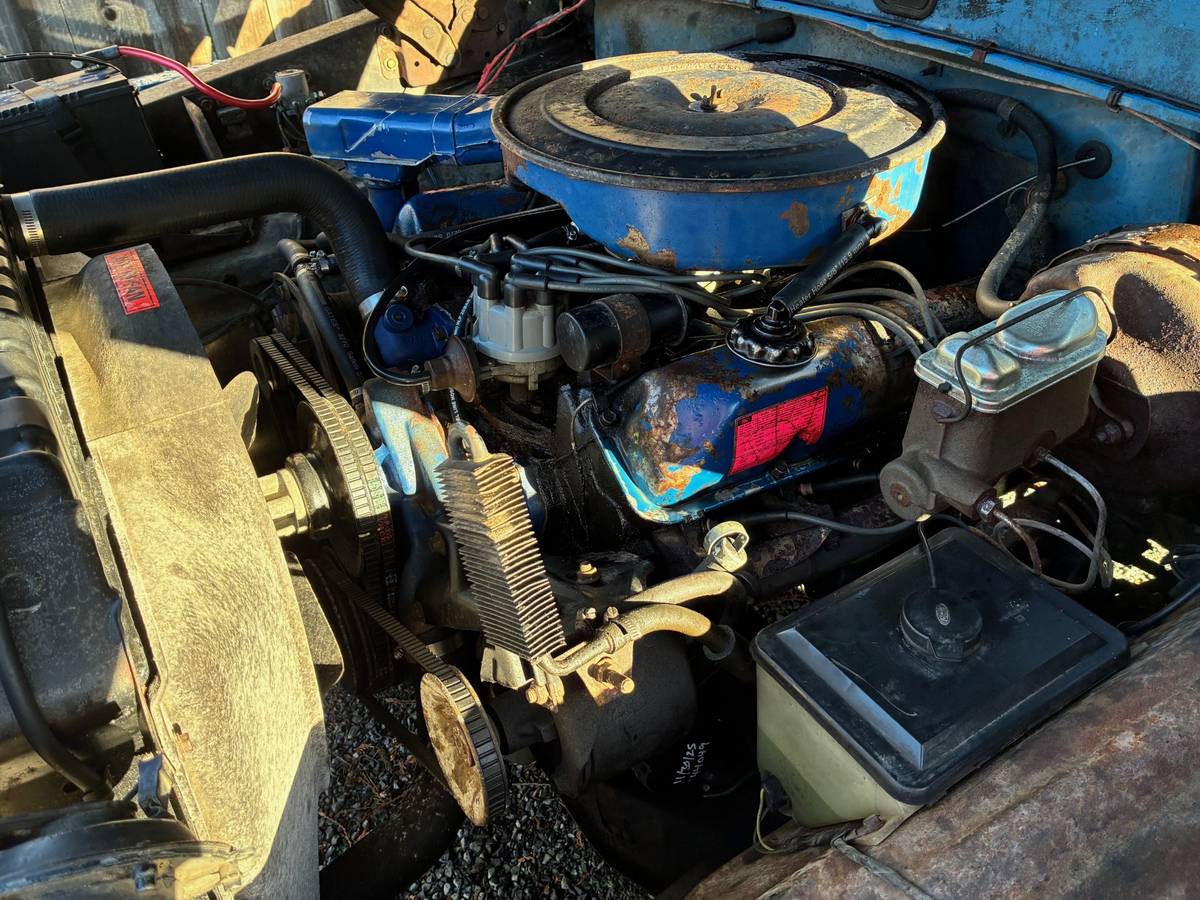 Ford-f250-camper-special-1972-blue-23