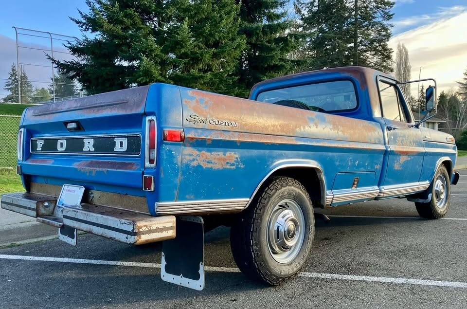 Ford-f250-camper-special-1972-blue-8