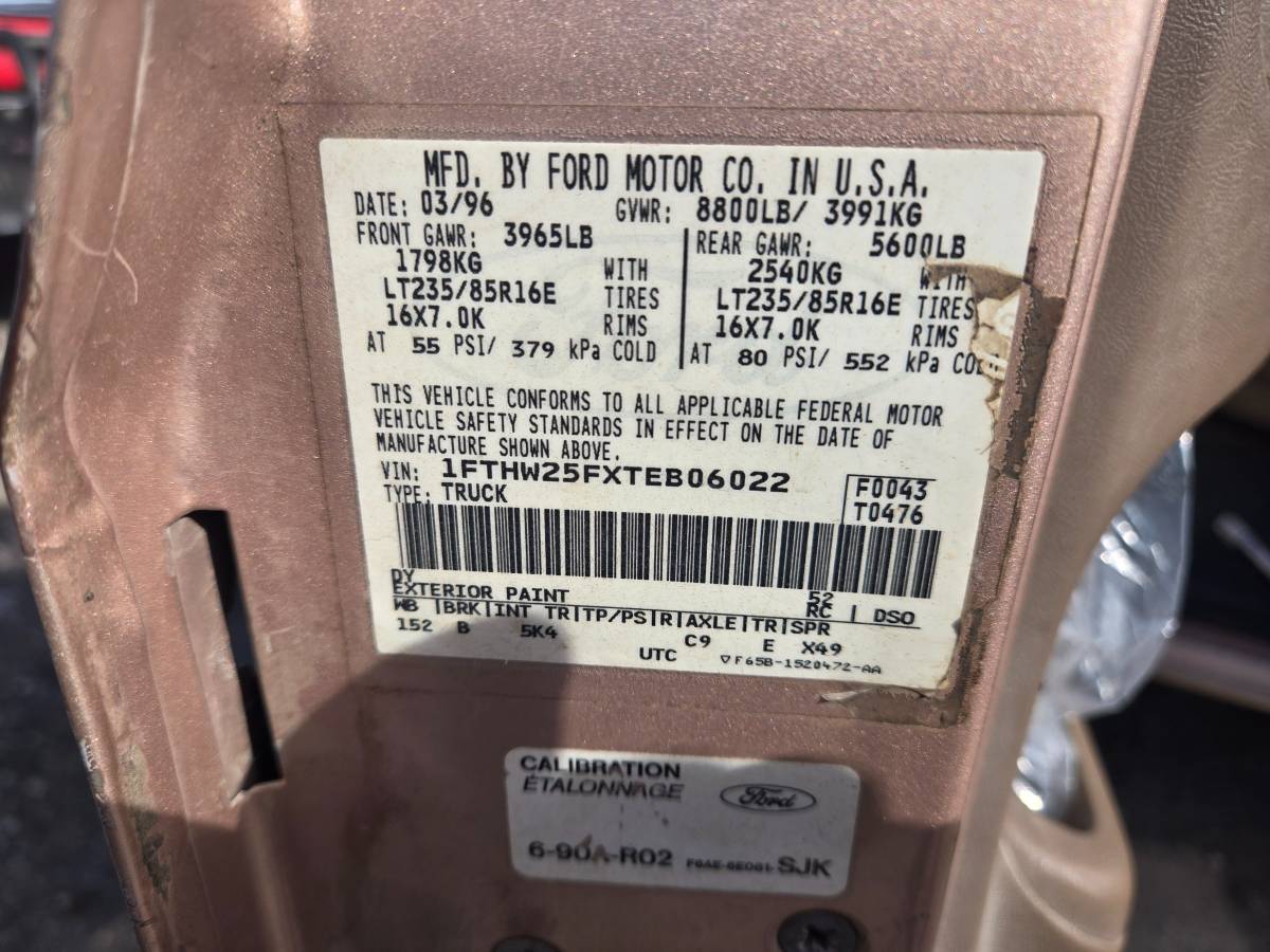 Ford-f250-crew-cab-7.3-diesel-1996-custom-15