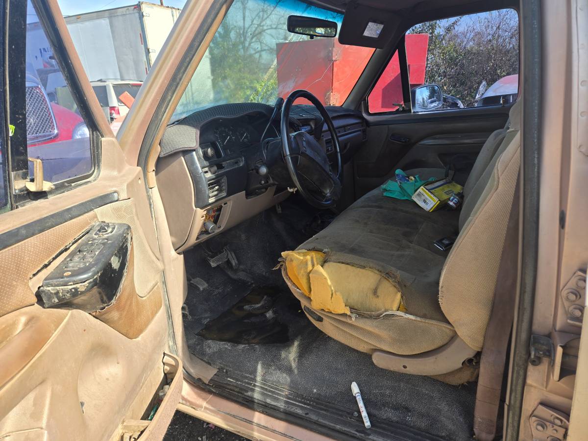 Ford-f250-crew-cab-7.3-diesel-1996-custom-16