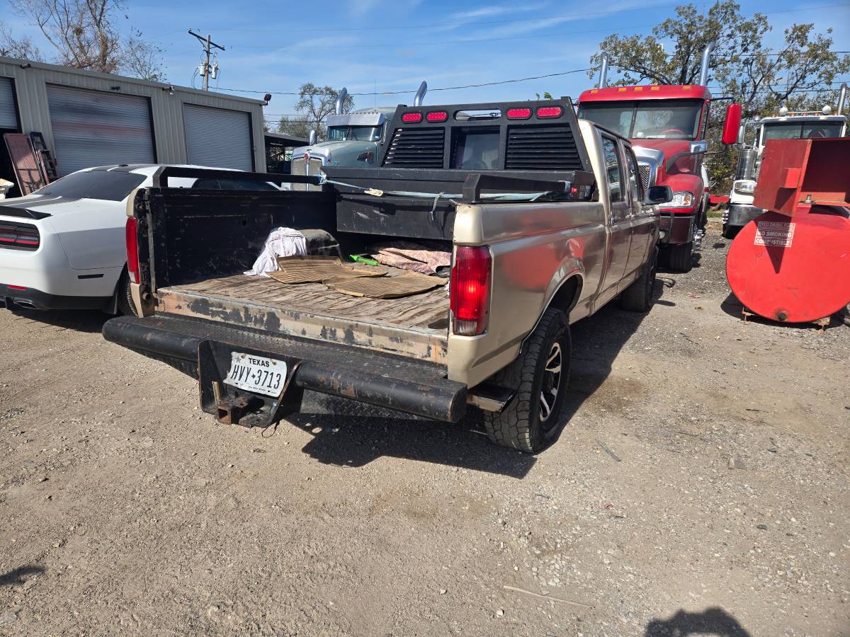 Ford-f250-crew-cab-7.3-diesel-1996-custom-4