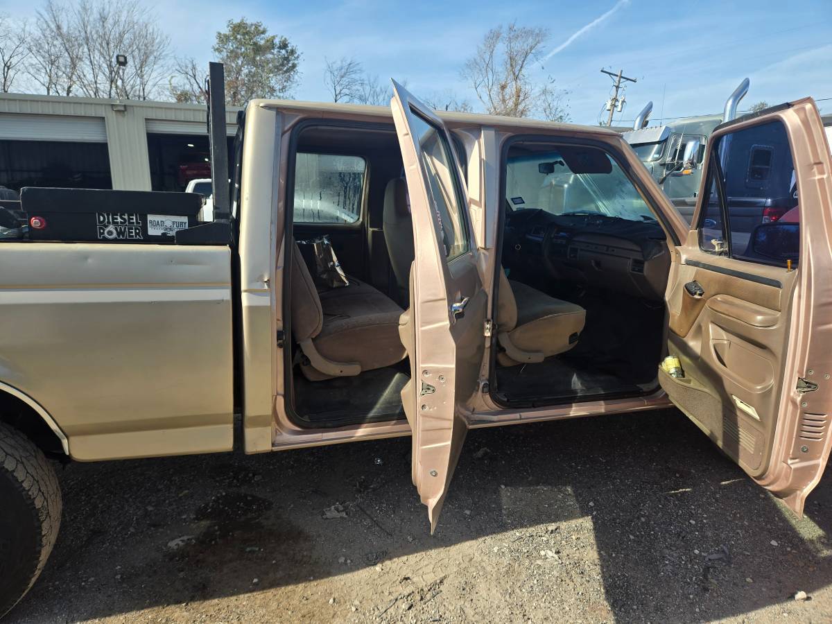 Ford-f250-crew-cab-7.3-diesel-1996-custom-5