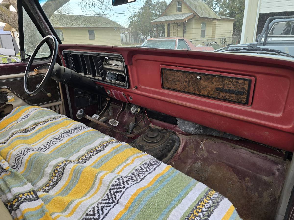 Ford-f250-ramger-4x4-1979-blue-11