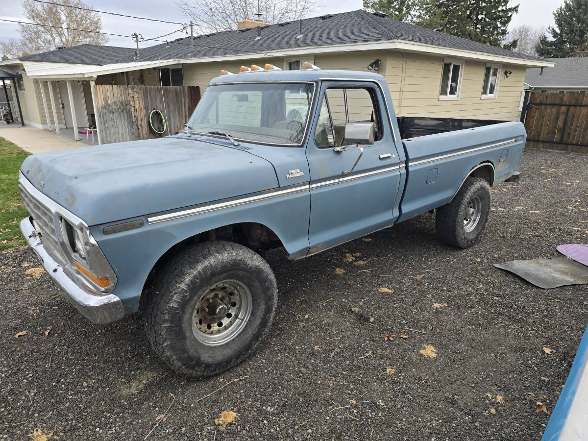 Ford-f250-ranger-4x4-1979-blue-10