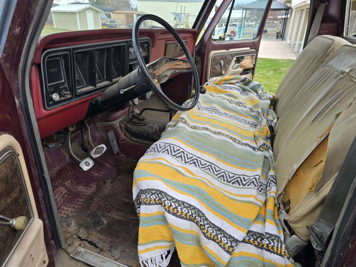 Ford-f250-ranger-4x4-1979-blue-12