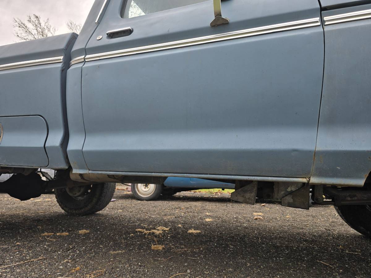 Ford-f250-ranger-4x4-1979-blue-15