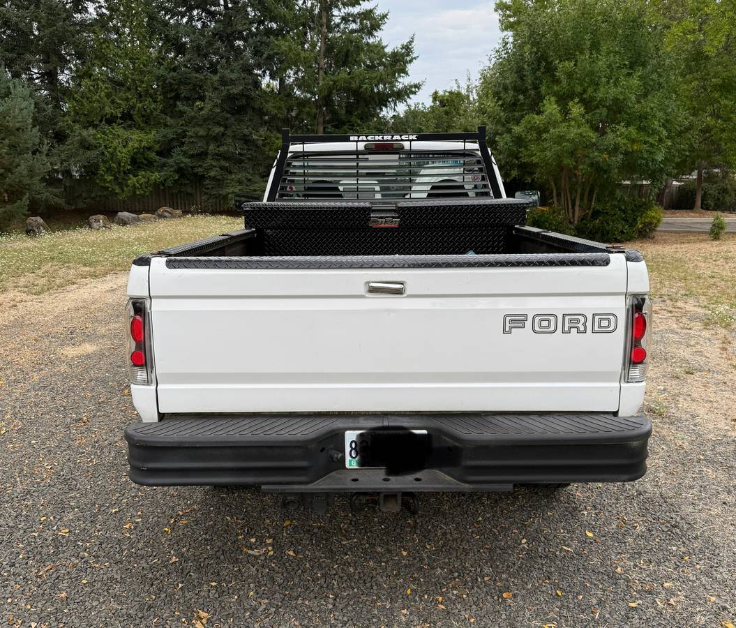 Ford-f250-xl-1996-white-7