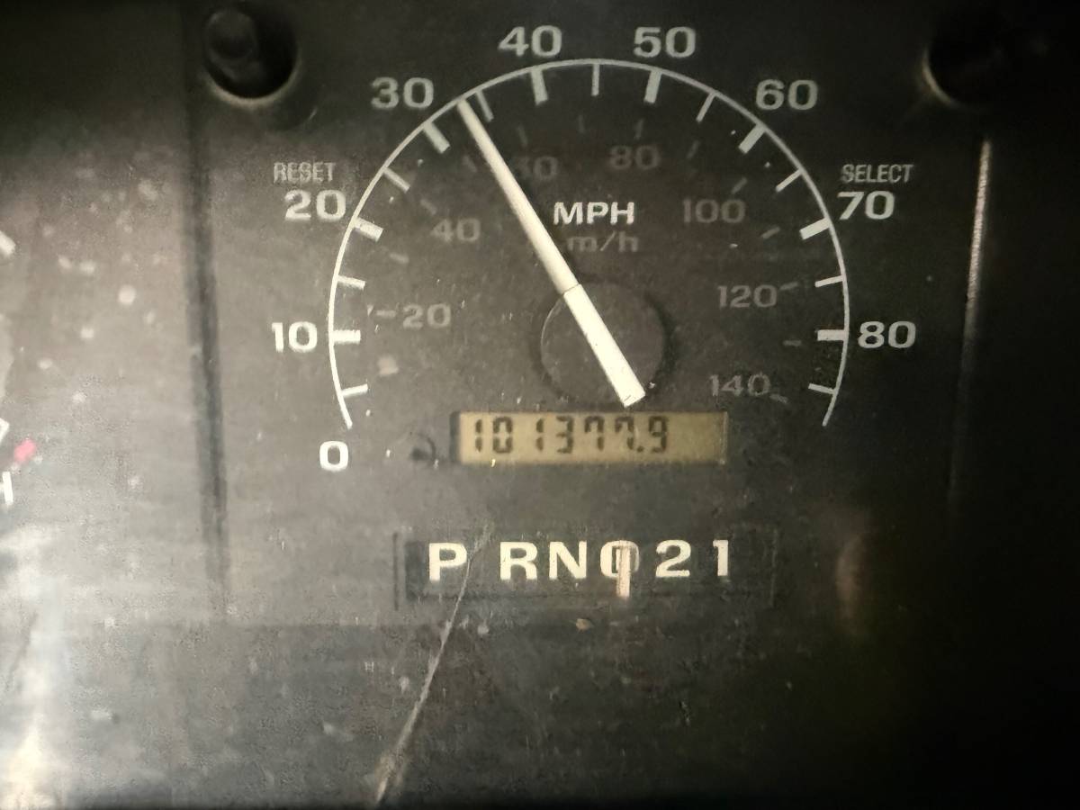 Ford-f250-xl-1996-white-8