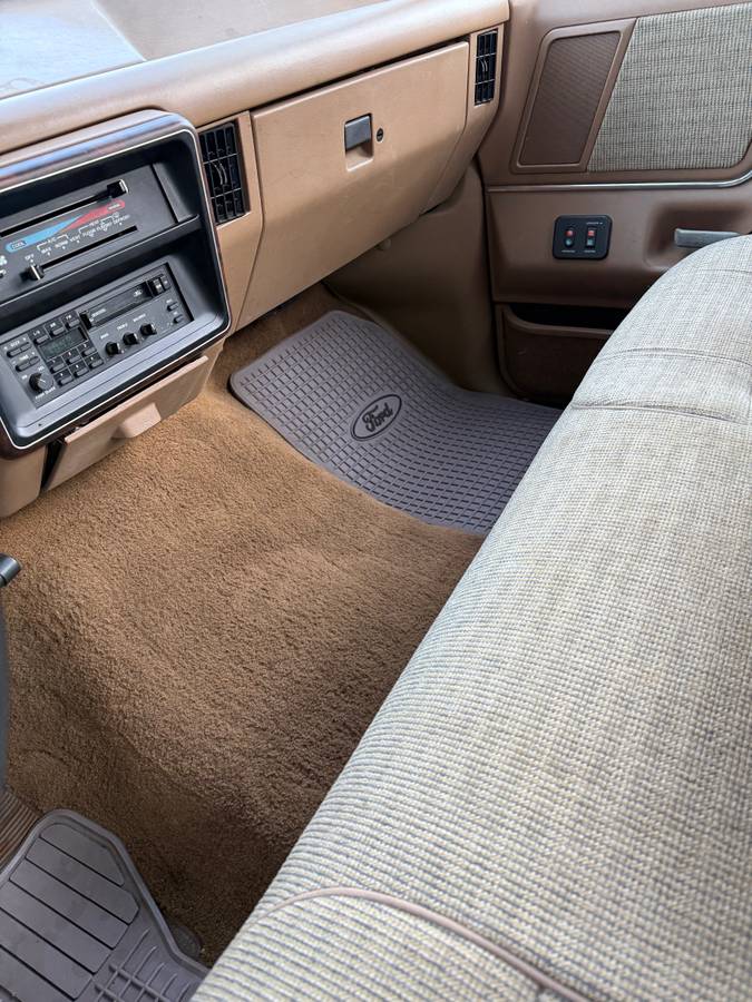 Ford-f250-xlt-lariat-1990-brown-11