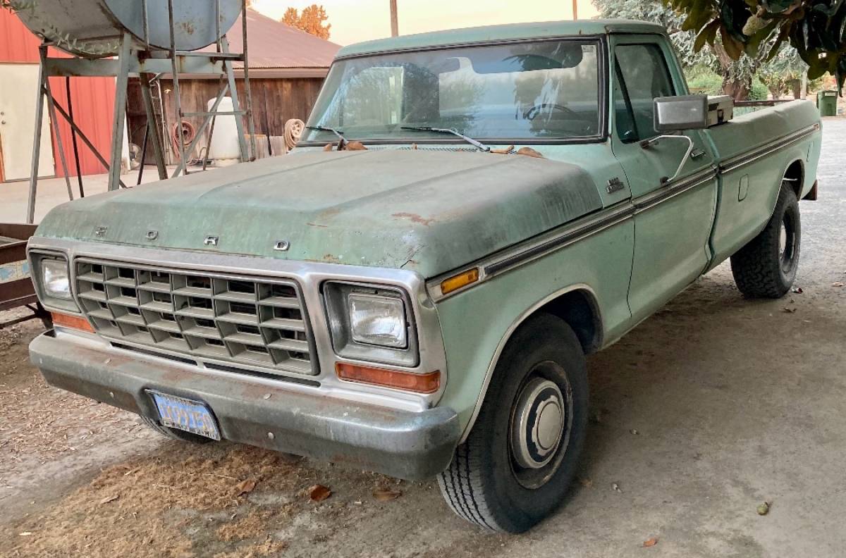 Ford-f350-1978-green-2