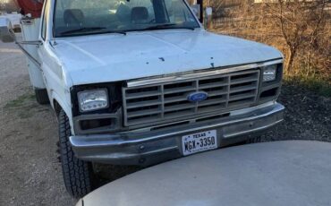 Ford-f350-diesel-1986-white