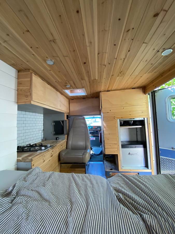 Ford-f350-super-duty-diesel-1990-white-12