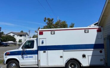 Ford-f350-super-duty-diesel-1990-white