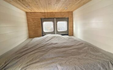 Ford-f350-super-duty-diesel-1990-white-5