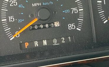 Ford-f350-xlt-lariat-1990-white-1