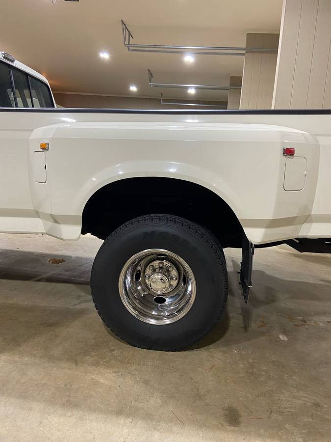 Ford-f350-xlt-lariat-1990-white-11