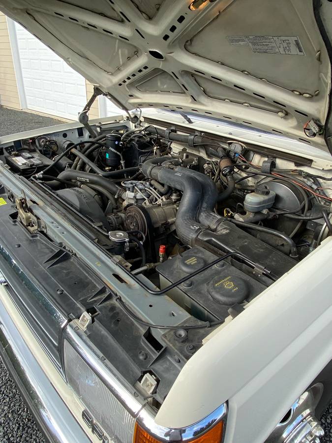 Ford-f350-xlt-lariat-1990-white-15