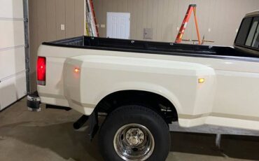 Ford-f350-xlt-lariat-1990-white-18