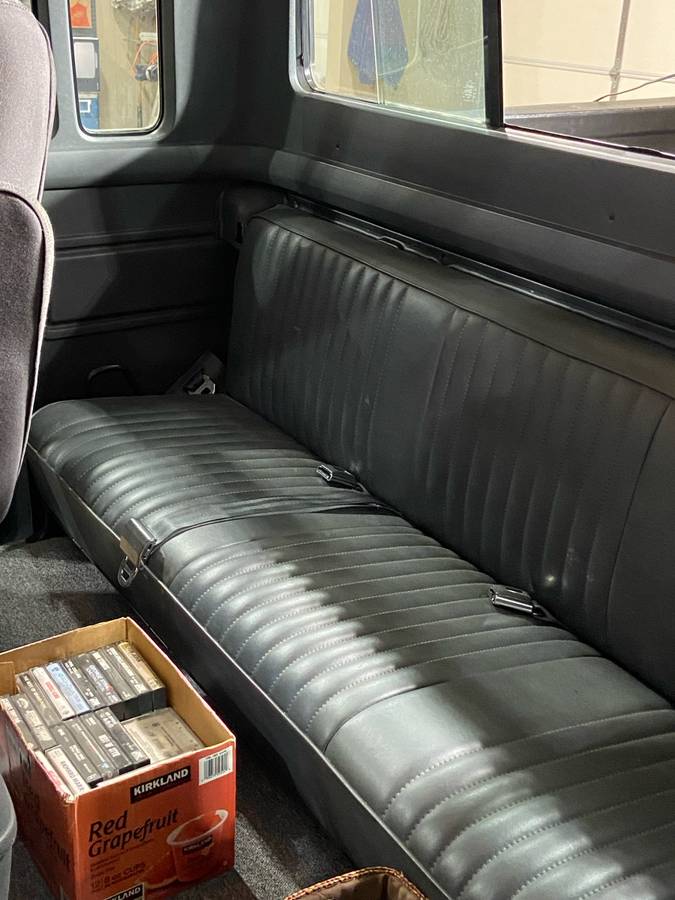 Ford-f350-xlt-lariat-1990-white-21