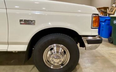 Ford-f350-xlt-lariat-1990-white-37