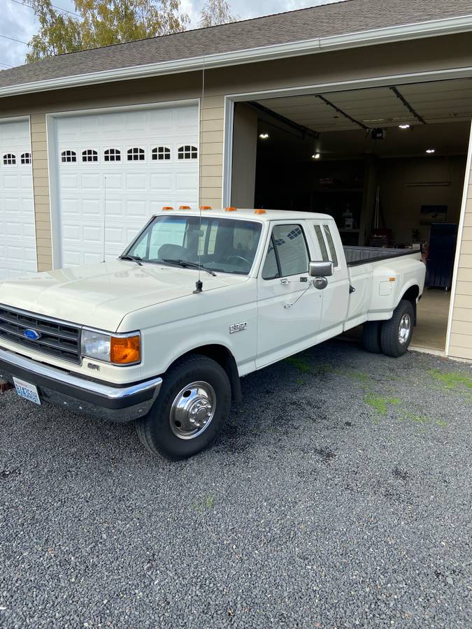 Ford-f350-xlt-lariat-1990-white-45