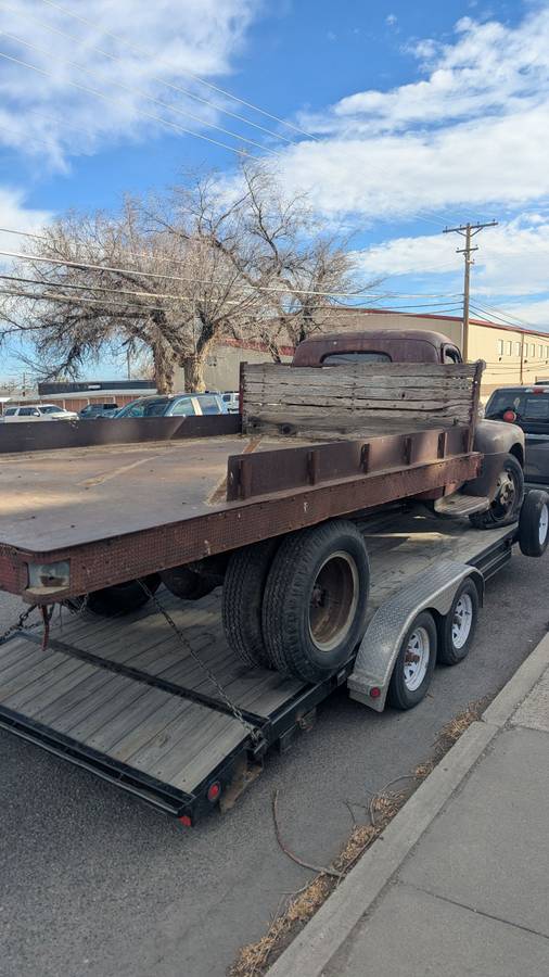 Ford-f600-1948-red-1