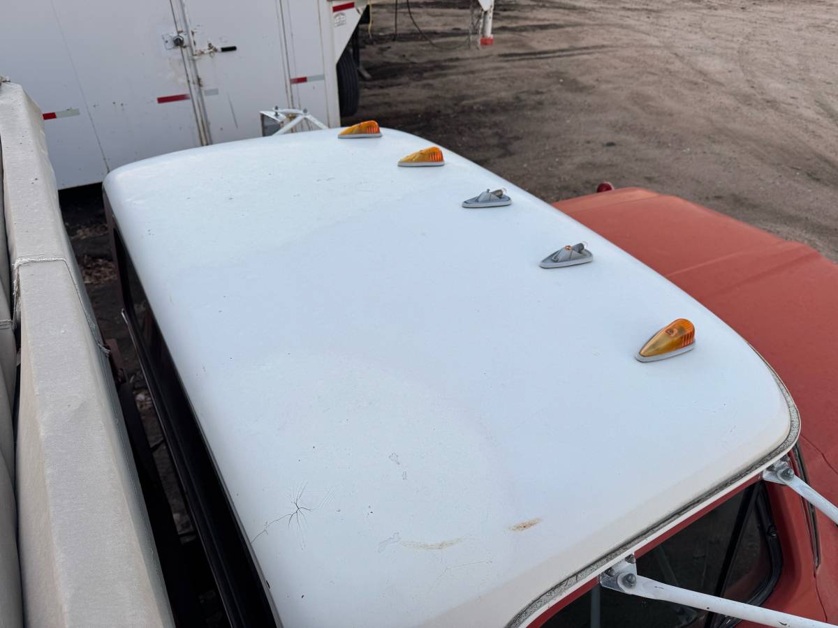 Ford-f600-1968-red-16