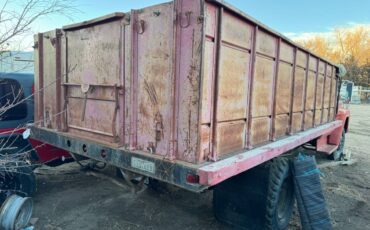 Ford-f600-1968-red-5