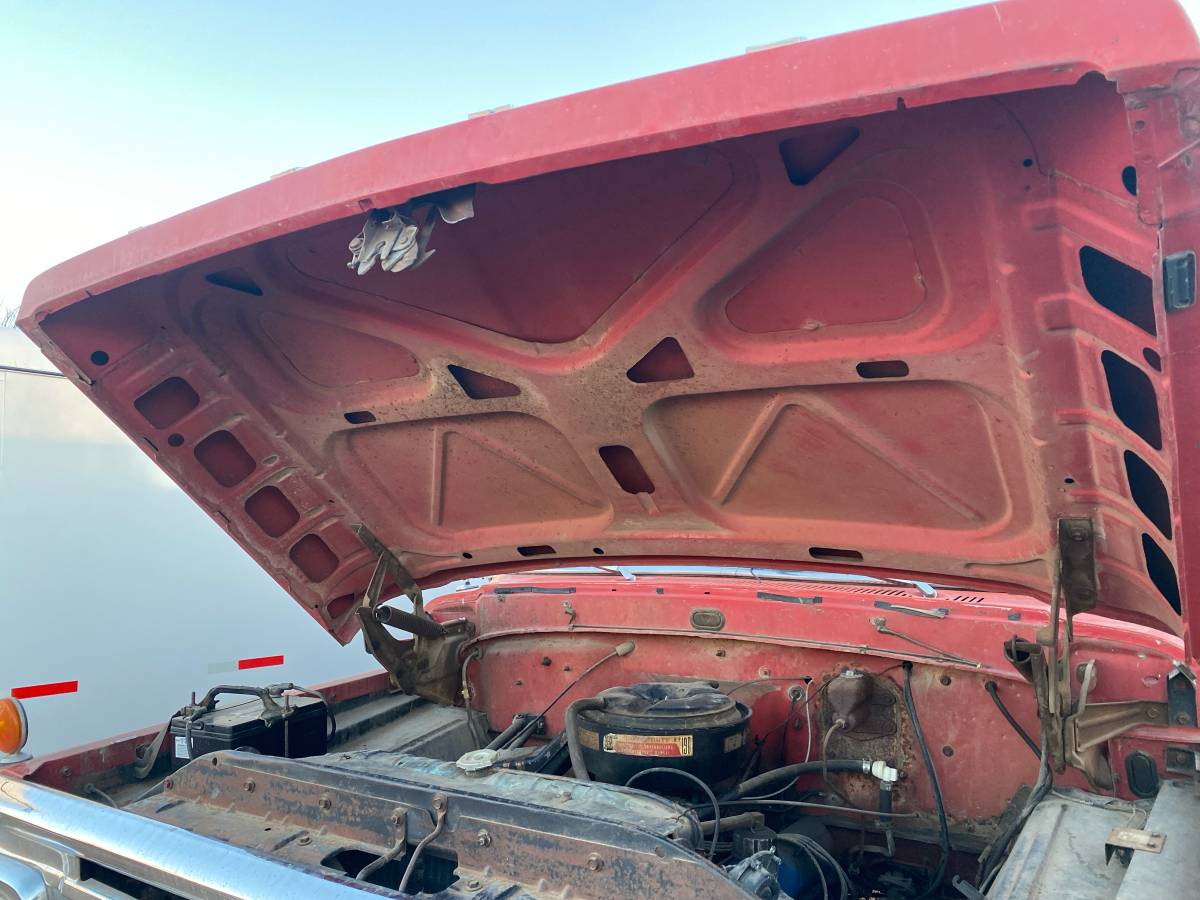 Ford-f600-1968-red-8