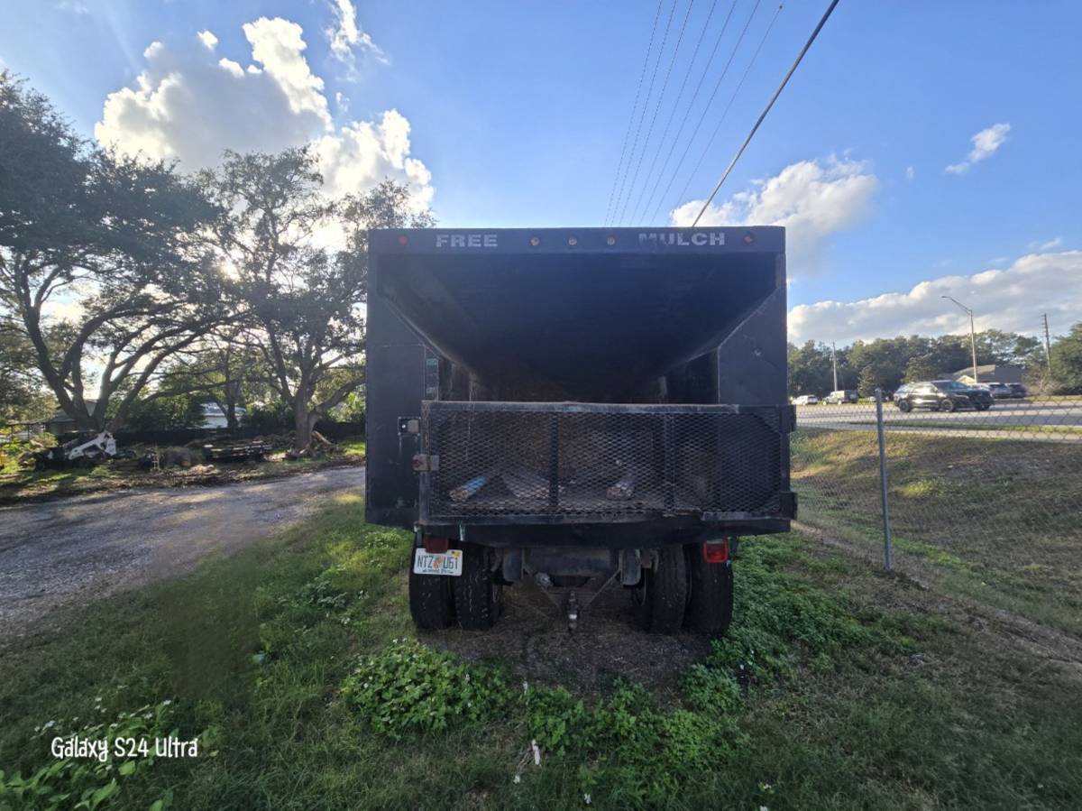 Ford-f600-diesel-1984-white-5