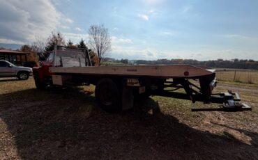 Ford-f700-diesel-1992-red-2