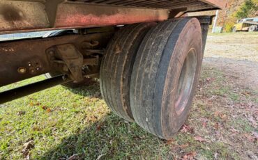 Ford-f700-diesel-1992-red-3