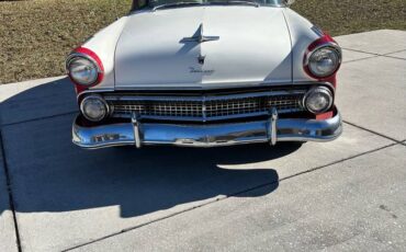 Ford-fairlane-1955