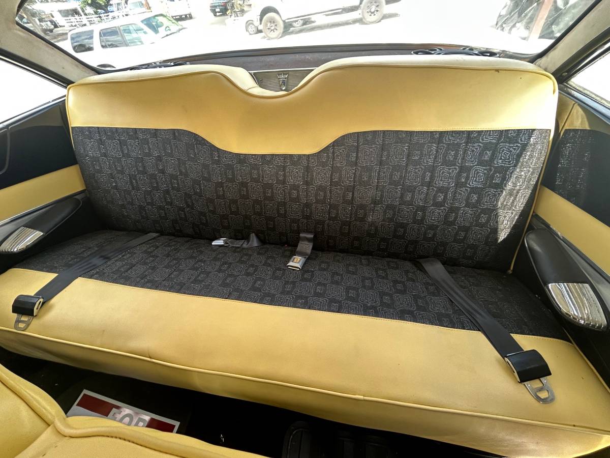 Ford-fairlane-500-1957-white-7