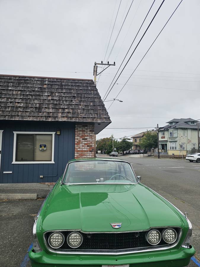 Ford-fairlane-500-1960-green-4