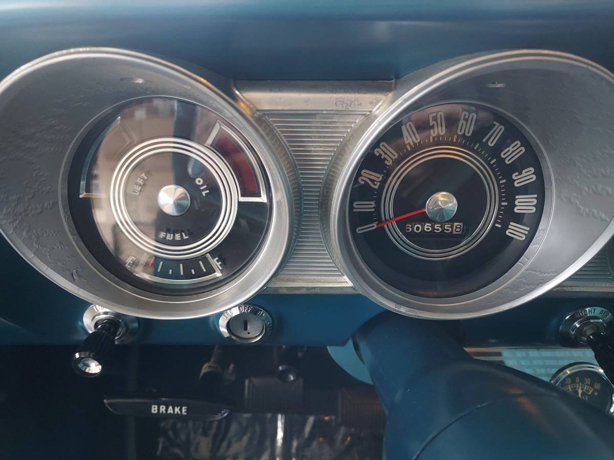 Ford-fairlane-500-1963-green-17