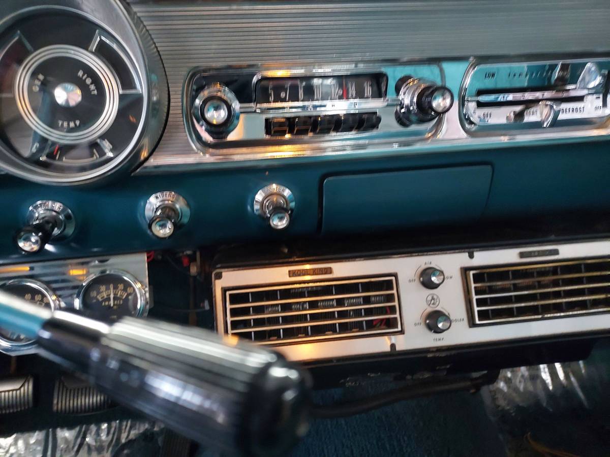 Ford-fairlane-500-1963-green-19