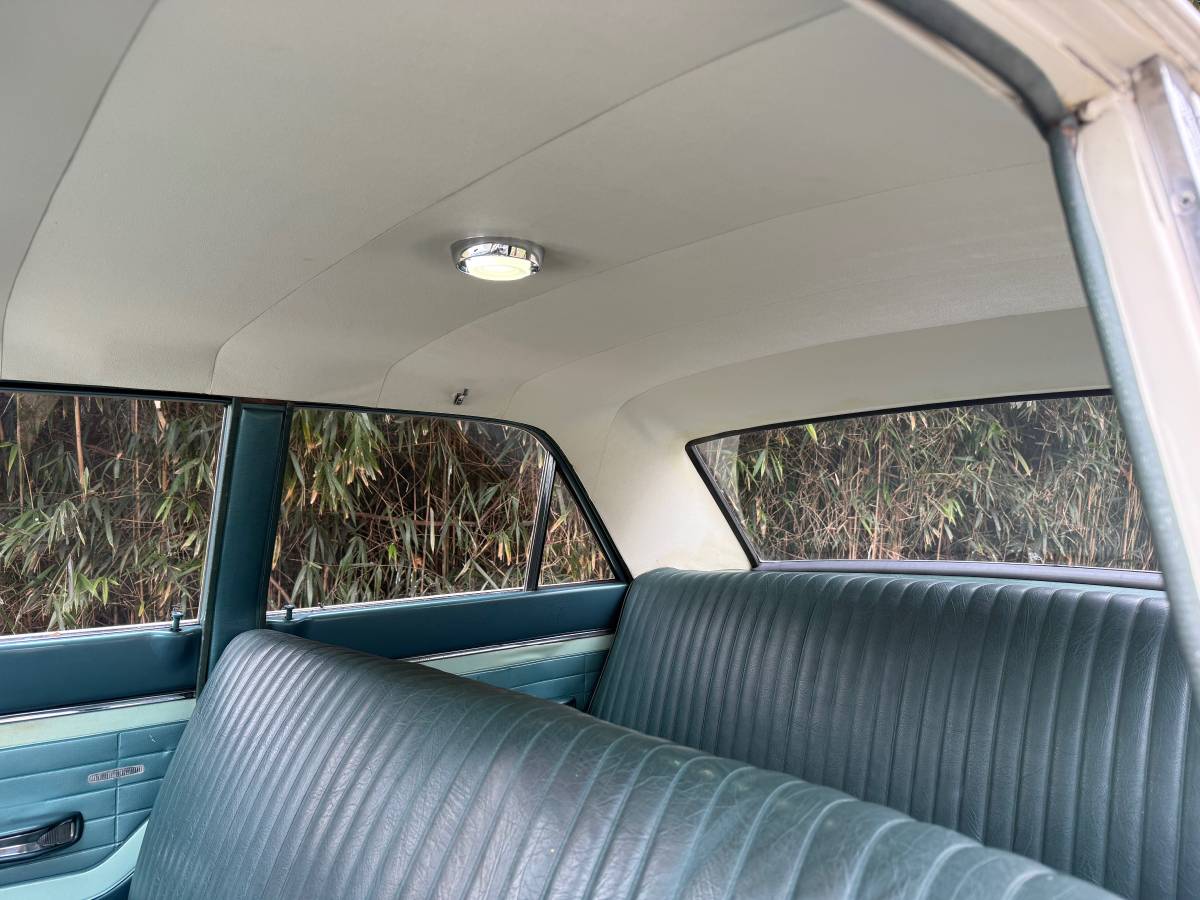 Ford-fairlane-500-1964-white-12