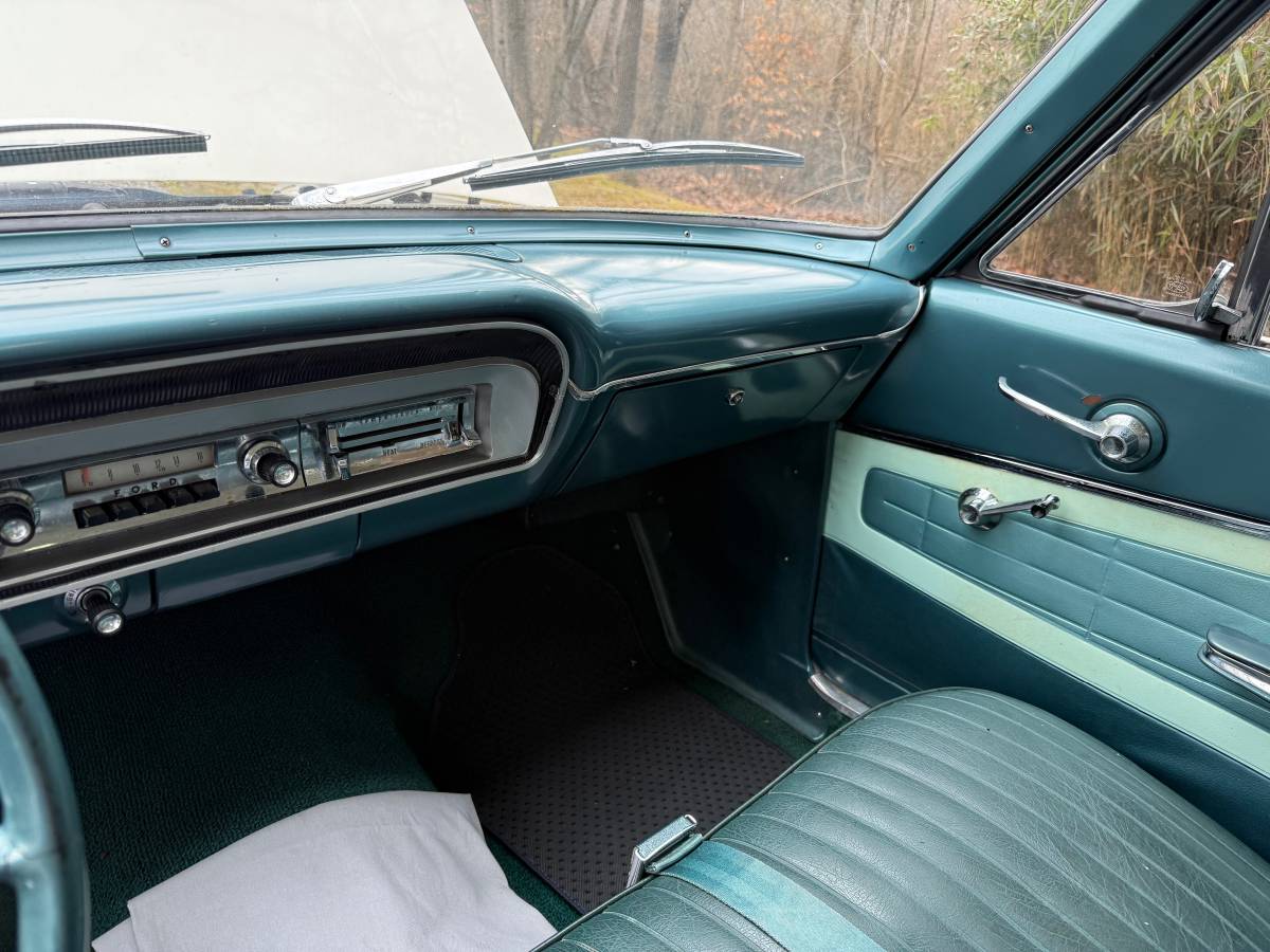 Ford-fairlane-500-1964-white-2