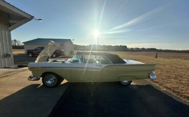 Ford-fairlane-500-convertible-1957-yellow-10