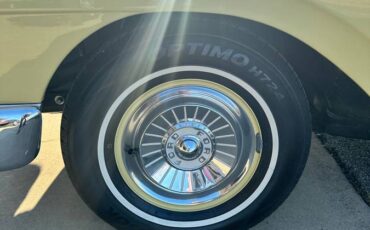 Ford-fairlane-500-convertible-1957-yellow-12