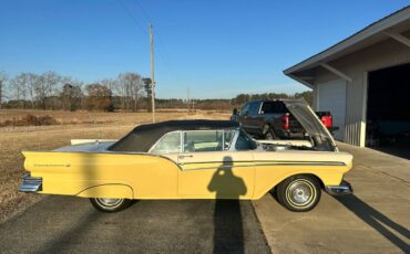 Ford-fairlane-500-convertible-1957-yellow