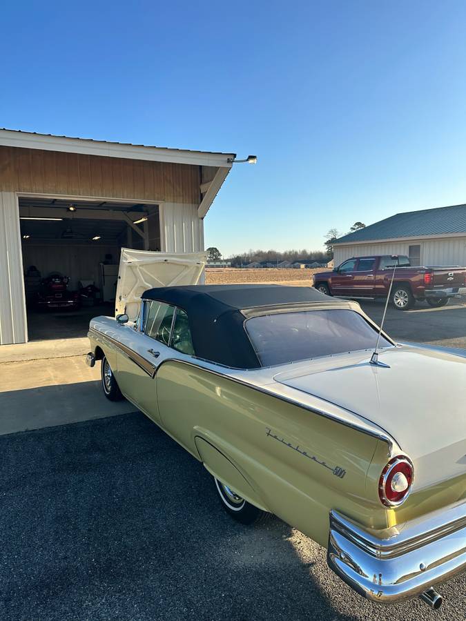 Ford-fairlane-500-convertible-1957-yellow-4