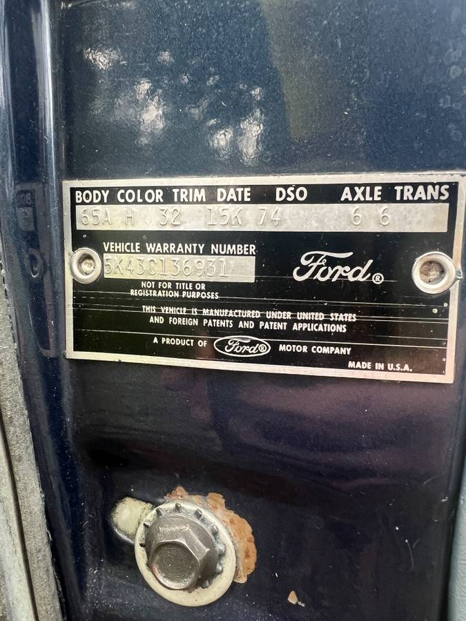 Ford-fairlane-500-coupe-1965-blue-11