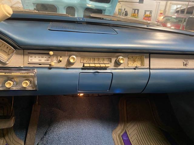 Ford-fairlane-500-retractable-1958-blue-27