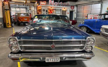 Ford-fairlane-convertible-1966-blue-1